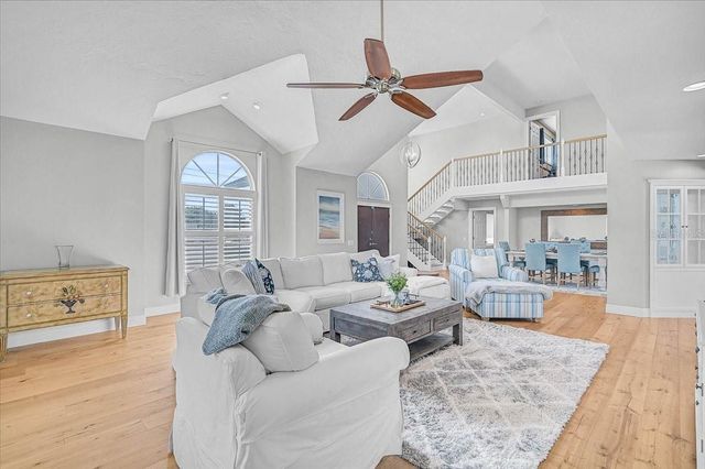320 RINGLING POINT DRIVE, Sarasota, FL 34234