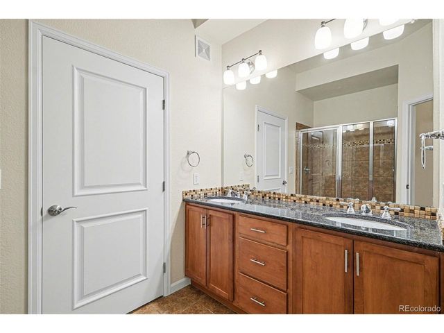 7865 Vallagio Ln 206, Englewood, CO 80112