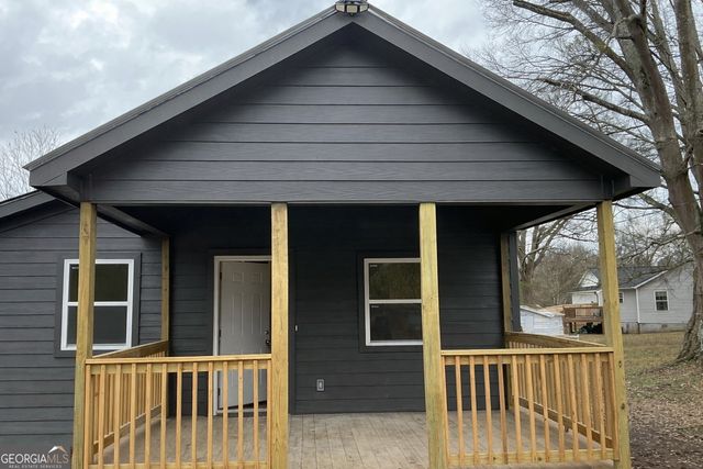 2 Smith Road, Newnan, GA 30263