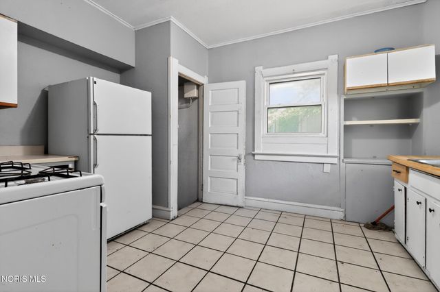 754 Spencer Street, Toledo, OH 43609