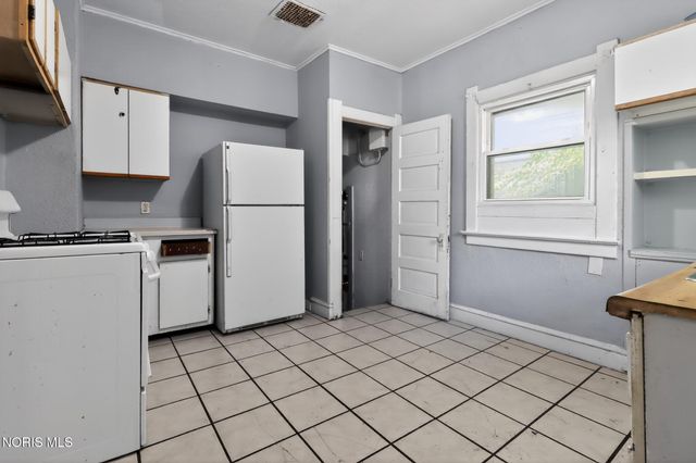 754 Spencer Street, Toledo, OH 43609