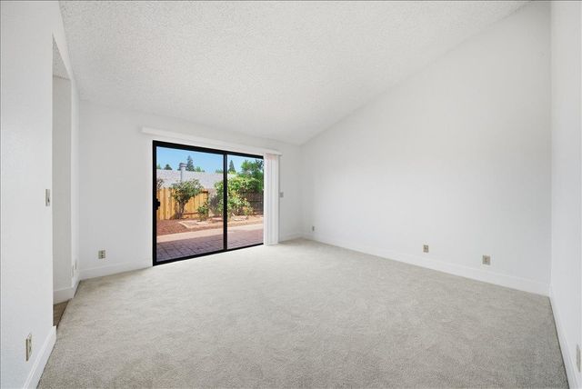 1083 Windermere Ave, Roseville, CA 95678