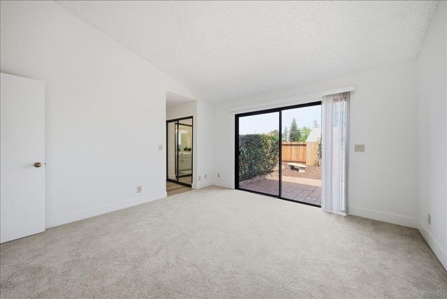 1083 Windermere Ave, Roseville, CA 95678