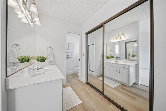 1083 Windermere Ave, Roseville, CA 95678