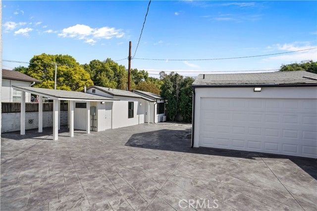 1636 N Buena Vista, Burbank, CA 91505