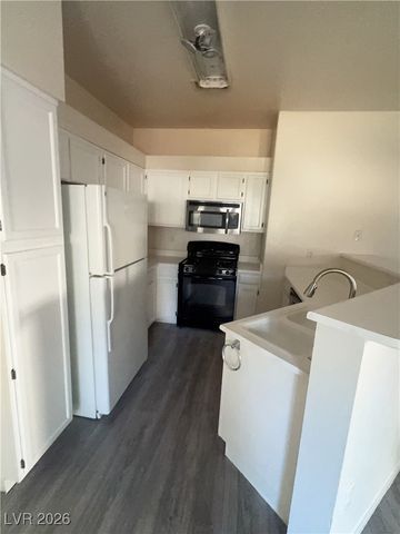 5415 West Harmon Avenue 1101, Las Vegas, NV 89103