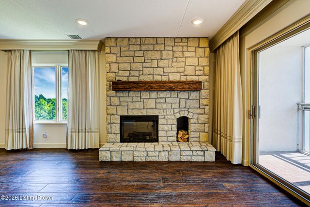 5100 US Hwy 42 632, Louisville, KY 40241