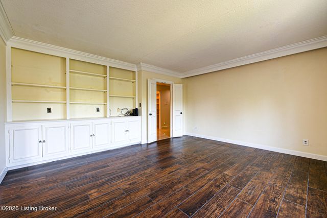 5100 US Hwy 42 632, Louisville, KY 40241