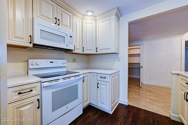 5100 US Hwy 42 632, Louisville, KY 40241