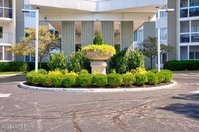 5100 US Hwy 42 632, Louisville, KY 40241