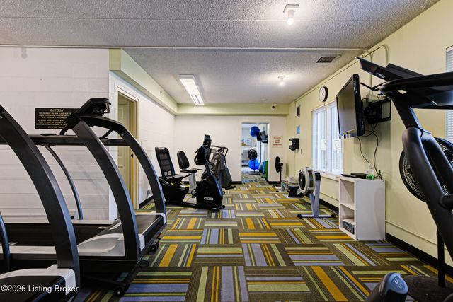 5100 US Hwy 42 632, Louisville, KY 40241