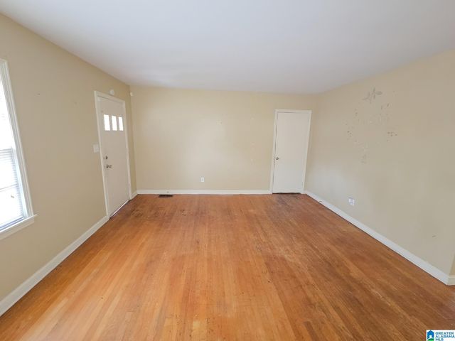 1009 SHELTON STREET, Birmingham, AL 35215