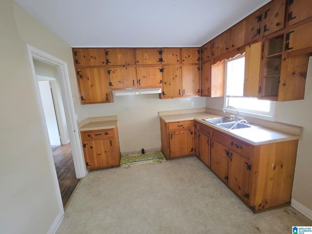 1009 SHELTON STREET, Birmingham, AL 35215