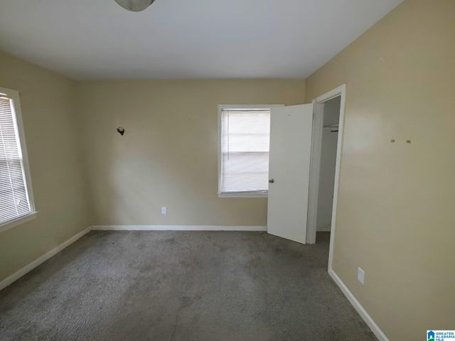1009 SHELTON STREET, Birmingham, AL 35215