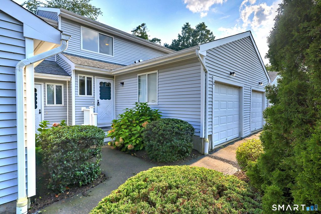 60 Coleman Street B12, East Haven, CT 06512