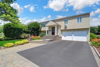 3023 Ira Road, Bellmore, NY 11710