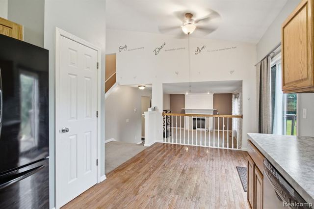 866 Canyon Creek Drive, Holly, MI 48442