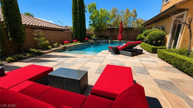 417 Lake Windemere Street, Las Vegas, NV 89138