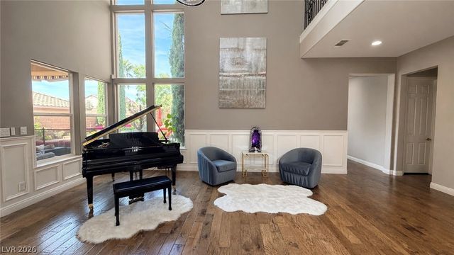 417 Lake Windemere Street, Las Vegas, NV 89138