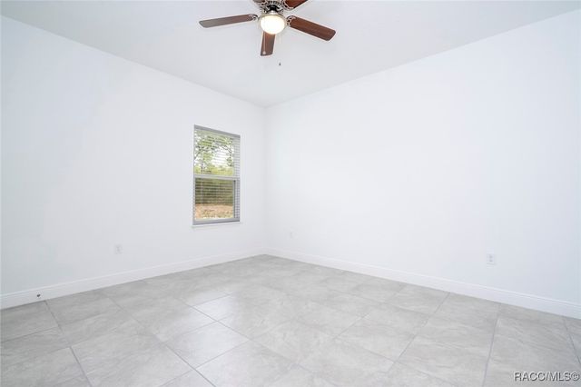 1533 W Diamond Drive, Citrus Springs, FL 34434