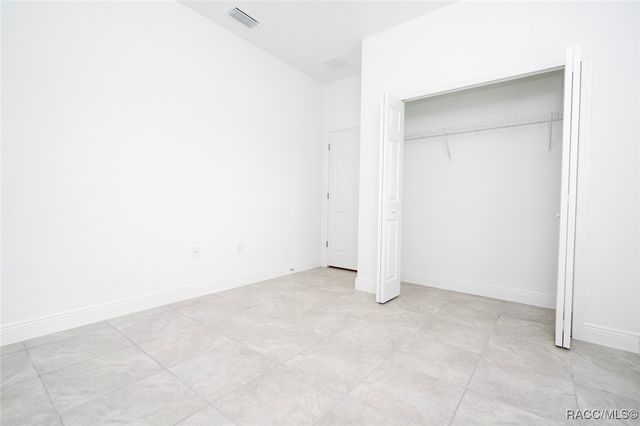 1533 W Diamond Drive, Citrus Springs, FL 34434