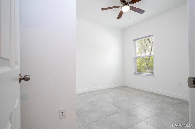 1533 W Diamond Drive, Citrus Springs, FL 34434