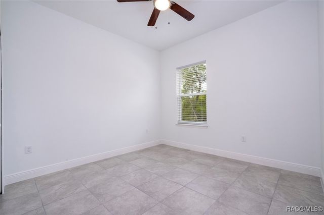 1533 W Diamond Drive, Citrus Springs, FL 34434