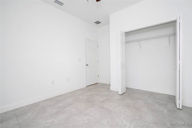 1533 W Diamond Drive, Citrus Springs, FL 34434