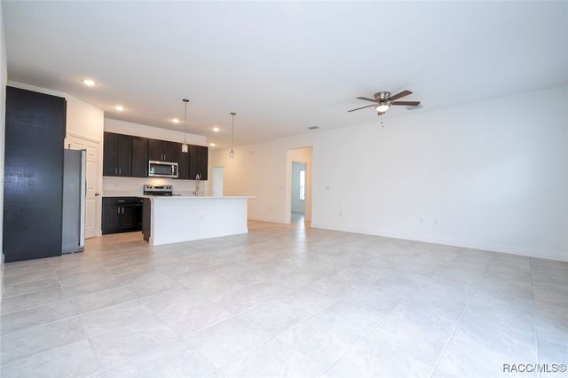 1533 W Diamond Drive, Citrus Springs, FL 34434