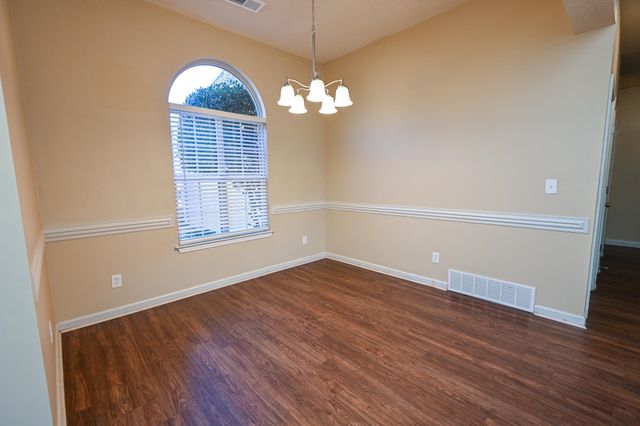 548 WESLEY WOODS DR, Memphis, TN 38018