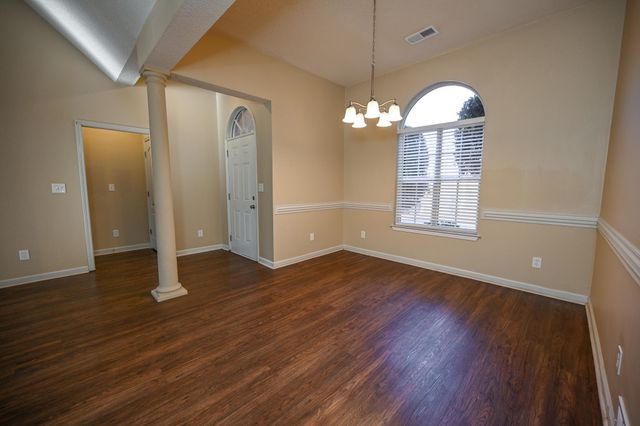 548 WESLEY WOODS DR, Memphis, TN 38018