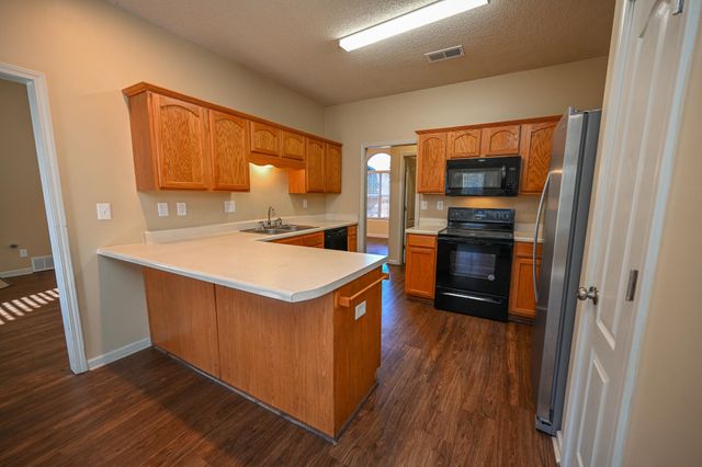 548 WESLEY WOODS DR, Memphis, TN 38018