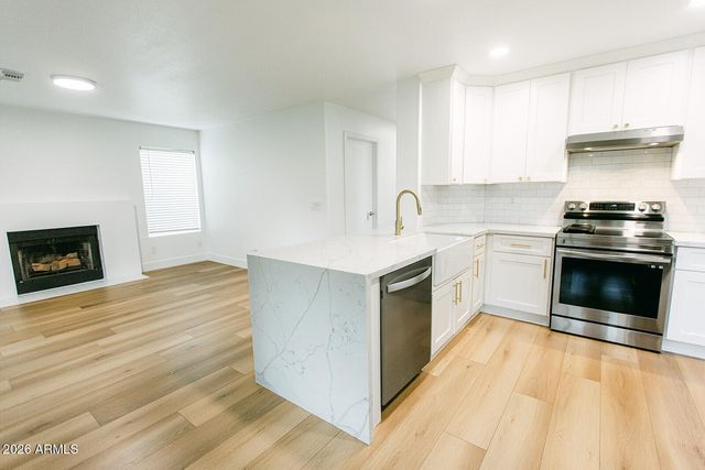 319 W BOLERO Drive, Tempe, AZ 85284