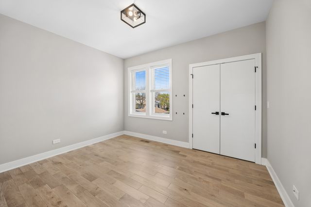 3842 W 108th Place, Chicago, IL 60655