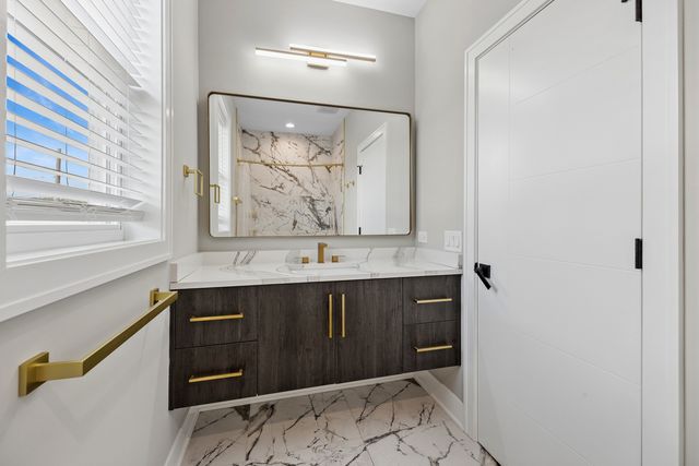 3842 W 108th Place, Chicago, IL 60655