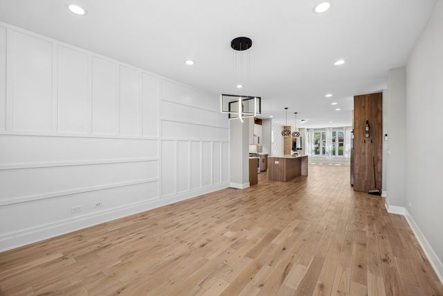 3842 W 108th Place, Chicago, IL 60655