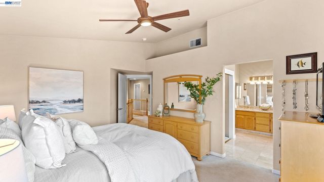 1045 Hollice Ln, Livermore, CA 94550