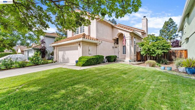 1045 Hollice Ln, Livermore, CA 94550