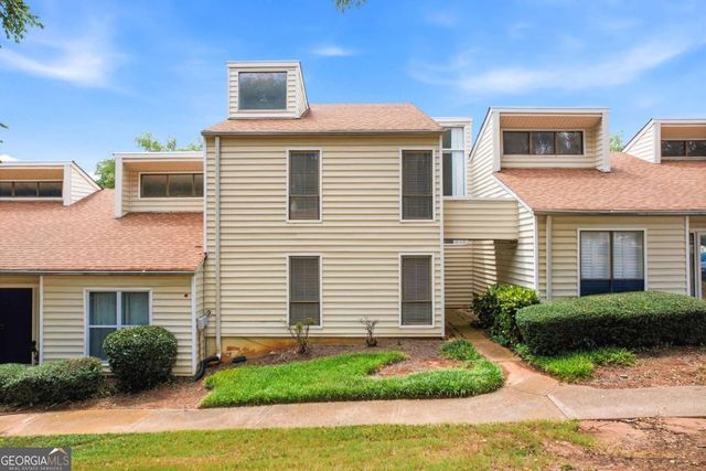 605 Serramonte Drive, Marietta, GA 30068