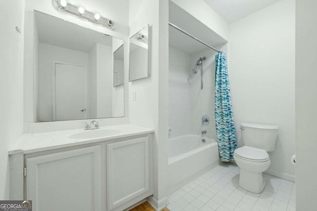 605 Serramonte Drive, Marietta, GA 30068