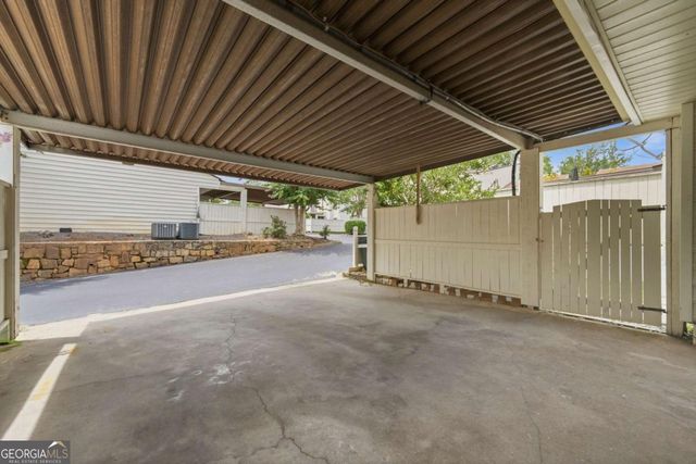 605 Serramonte Drive, Marietta, GA 30068