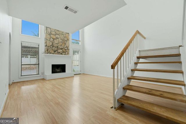 605 Serramonte Drive, Marietta, GA 30068