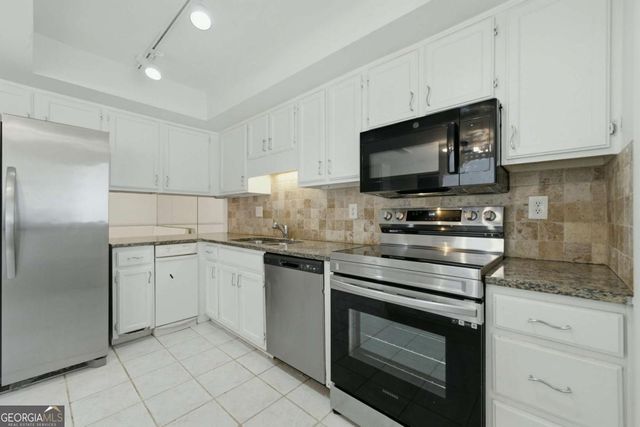 605 Serramonte Drive, Marietta, GA 30068