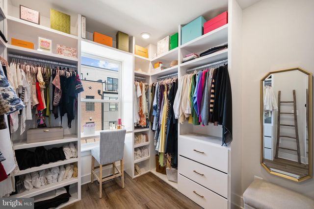 105 GLASS LN, Baltimore, MD 21230