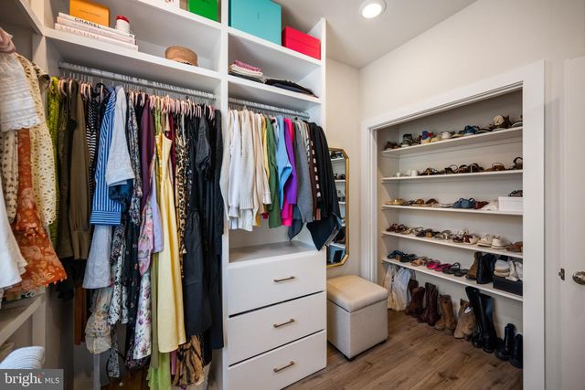 105 GLASS LN, Baltimore, MD 21230