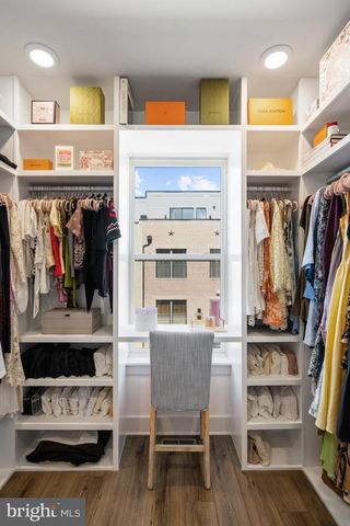 105 GLASS LN, Baltimore, MD 21230