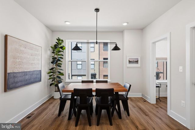 105 GLASS LN, Baltimore, MD 21230