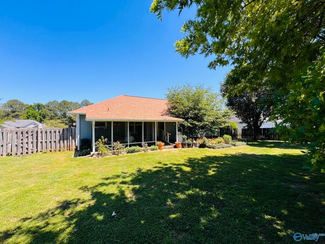 170 City Park Road, New Hope, AL 35760