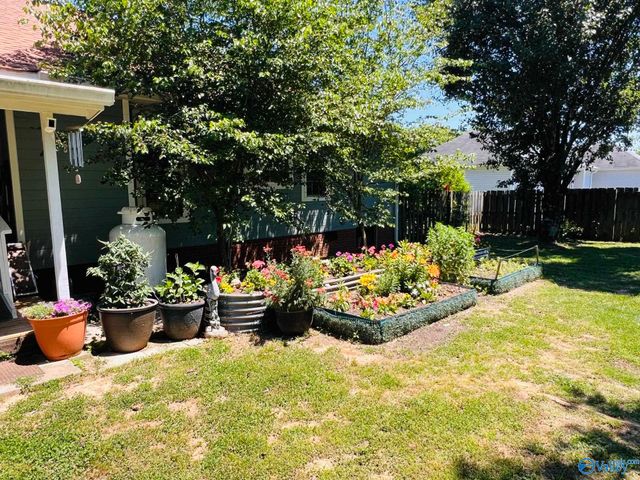 170 City Park Road, New Hope, AL 35760