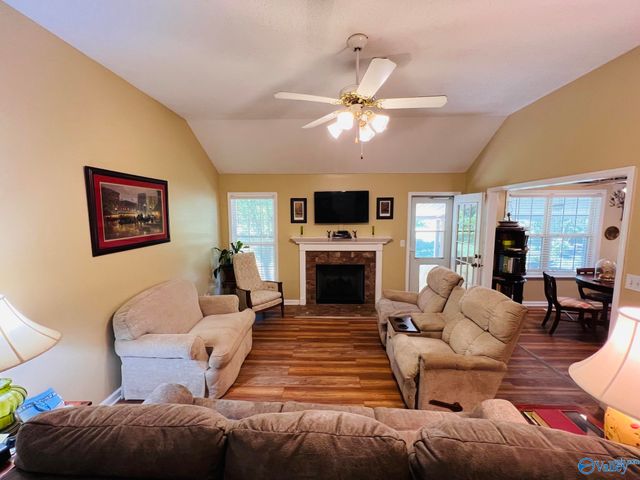 170 City Park Road, New Hope, AL 35760